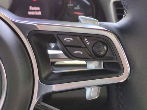 Used 2019 Porsche 911 Carrera 4S image 24