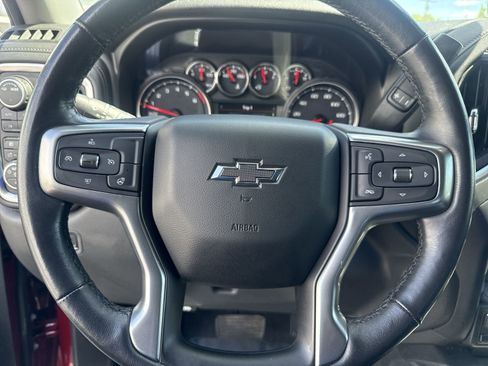 Used 2020 Chevrolet Silverado 1500 LT Trail Boss AWD/4WD image 11