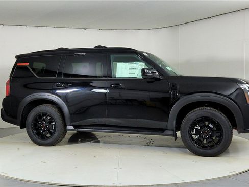 New 2025 Nissan Armada PRO-4X w/ Pro-4X Premium Package image 8