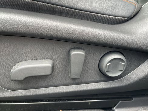 Certified 2024 Subaru Crosstrek 2.5i Limited w/ Crosstrek Mirror Package AWD/4WD image 13