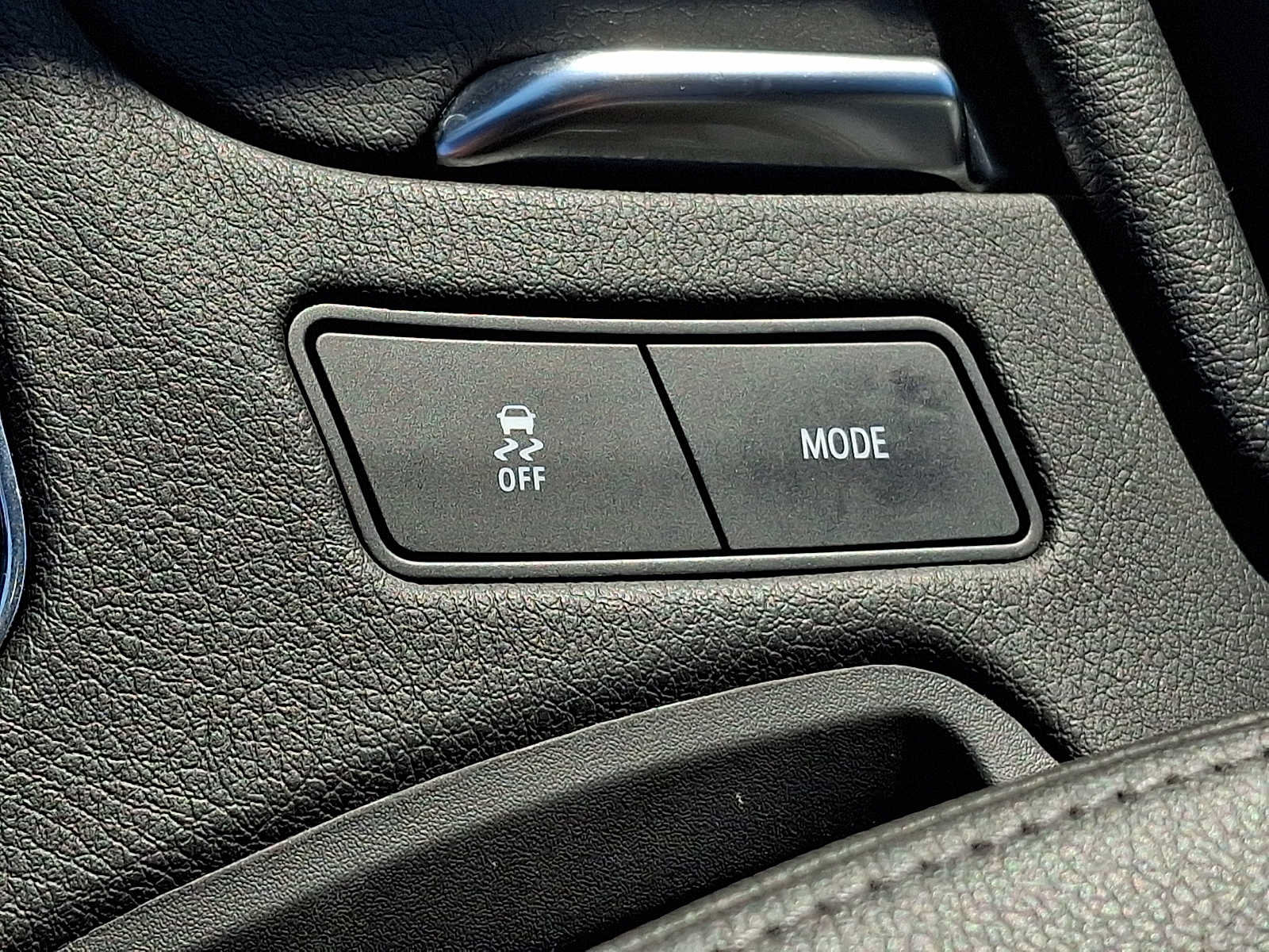Used 2024 Cadillac XT6 Sport w/ Technology Package AWD/4WD image 24