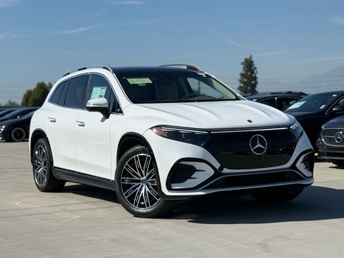 New 2026 Mercedes-Benz EQS 550 4MATIC SUV image 2