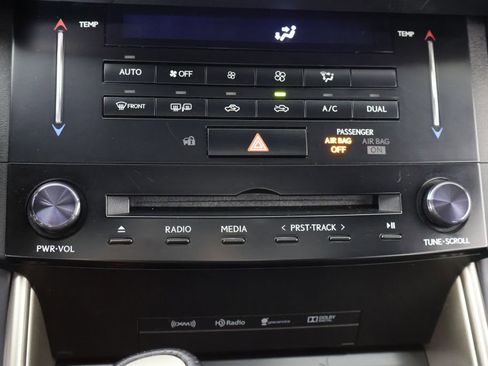 Used 2014 Lexus IS 250 AWD image 36