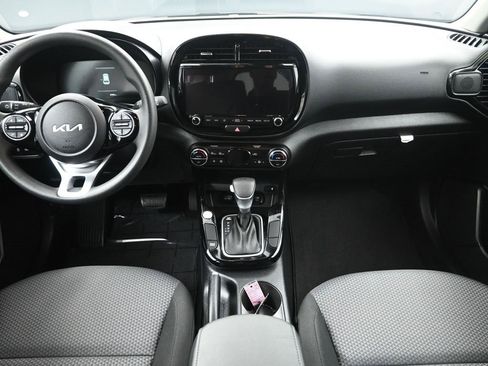 New 2025 Kia Soul S image 30