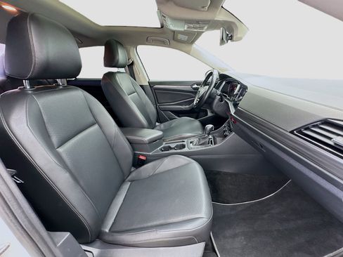 Used 2019 Volkswagen Jetta SEL FWD image 19