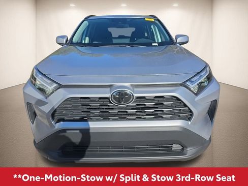 Used 2025 Toyota RAV4 XLE image 11