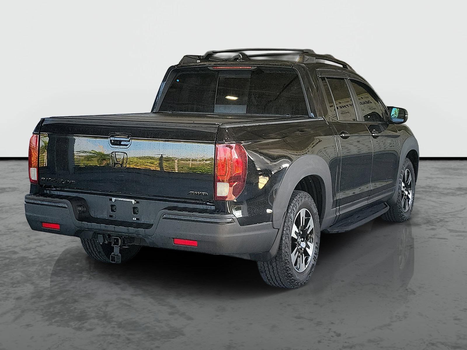 Used 2020 Honda Ridgeline RTL image 2