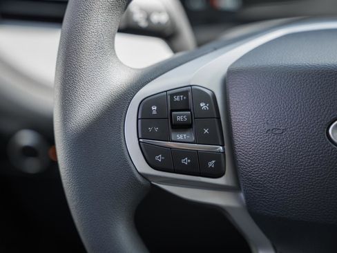 New 2026 Ford Explorer Active image 28