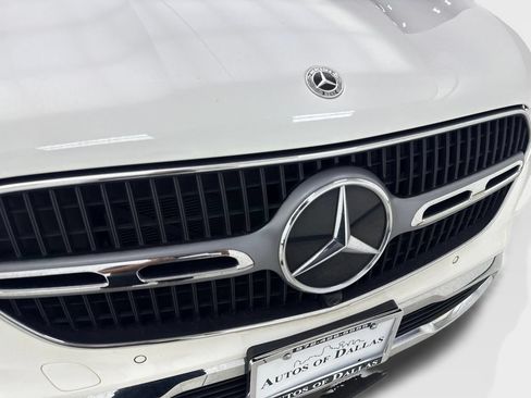 Used 2024 Mercedes-Benz GLC 300 image 23