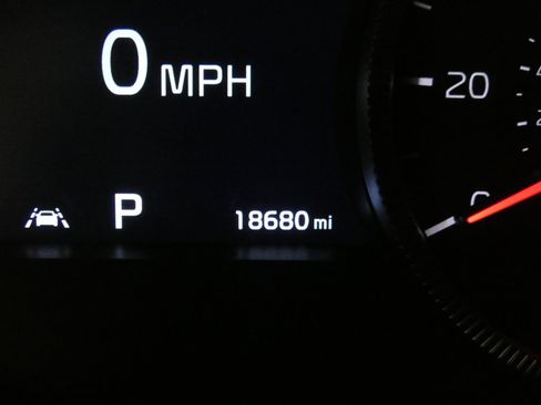 Used 2022 Kia Telluride SX image 23