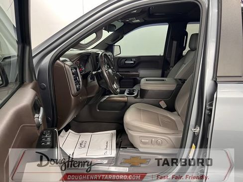 Used 2021 Chevrolet Silverado 1500 LT Trail Boss w/ Convenience Package II AWD/4WD image 31