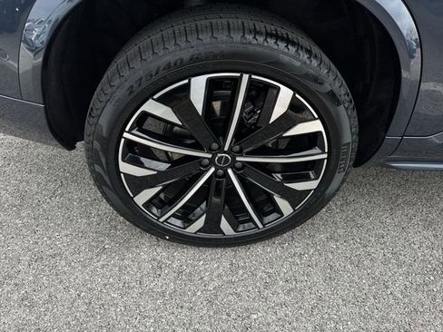 New 2026 Volvo XC90 B6 Plus w/ Protection Package Premier AWD/4WD image 34