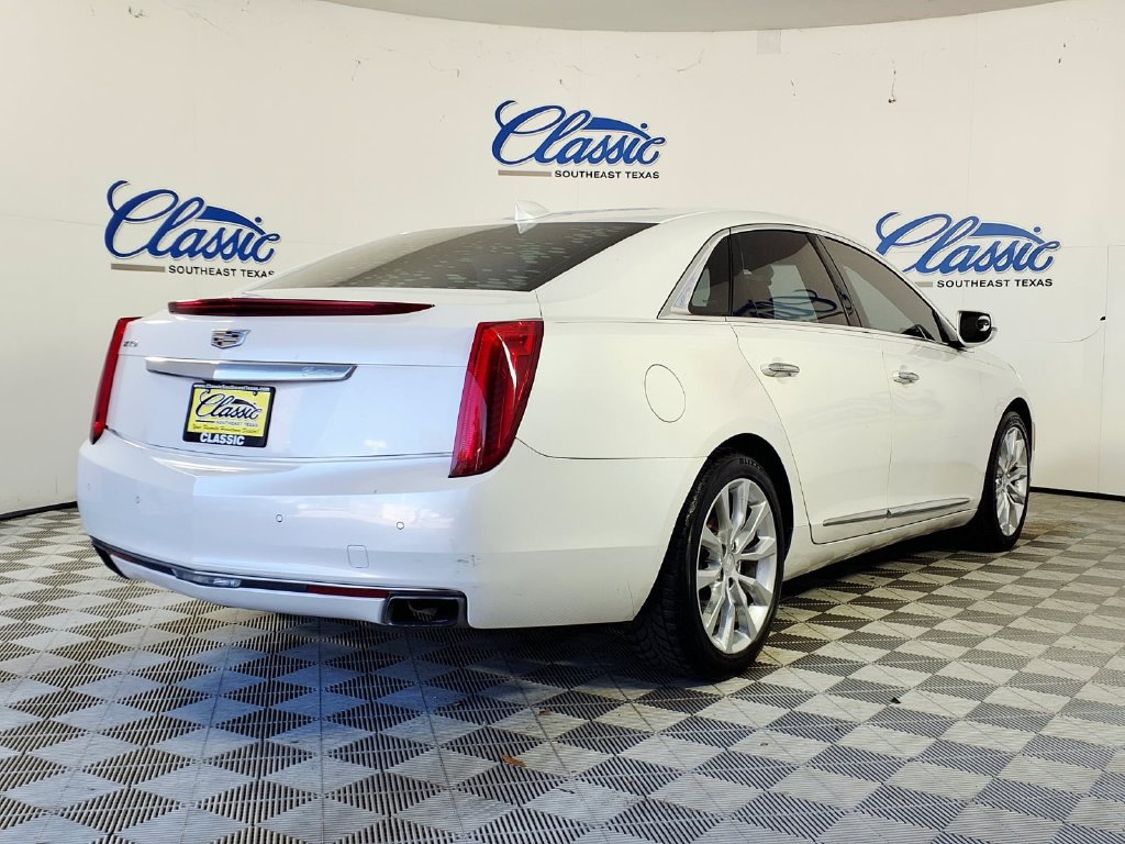 Used 2017 Cadillac XTS Luxury FWD image 6