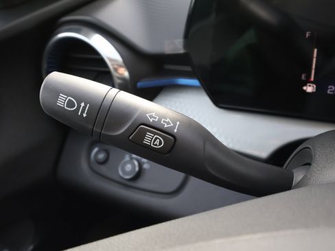 New 2026 Chevrolet Trax LT image 15