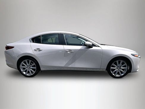 Used 2023 MAZDA MAZDA3 s image 5