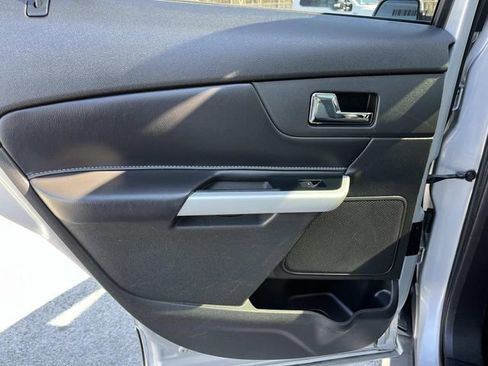 Used 2014 Ford Edge Sport w/ Driver Entry Package FWD image 18