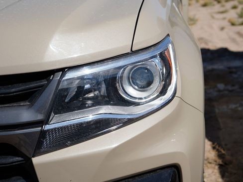 Used 2022 Chevrolet Colorado Z71 image 6