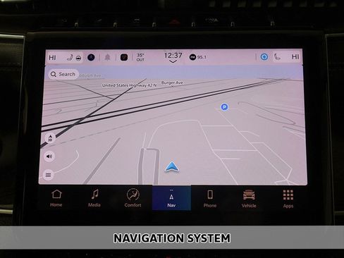 Used 2023 Jeep Grand Cherokee Limited w/ Black Appearance Package image 3