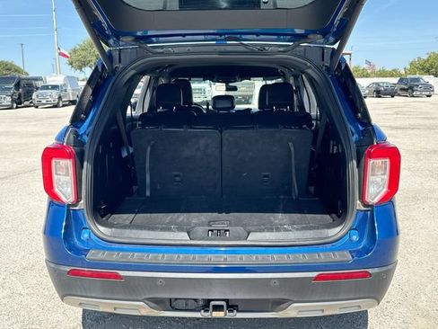 Used 2020 Ford Explorer XLT w/ Equipment Group 202A RWD image 23