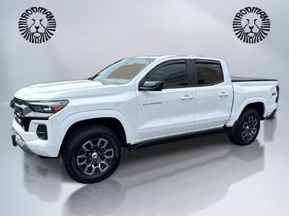 Used 2023 Chevrolet Colorado Z71 w/ Z71 Convenience Package 2