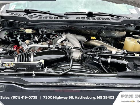 Used 2023 Ford F450 XLT w/ XLT Value Package AWD/4WD image 9