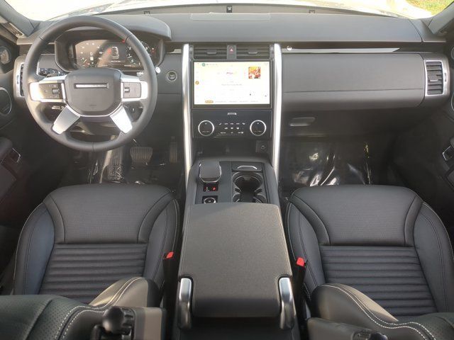 Used 2025 Land Rover Discovery S AWD/4WD image 22