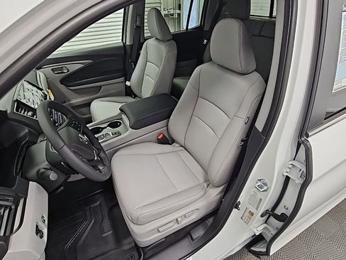 New 2026 Honda Ridgeline RTL image 28