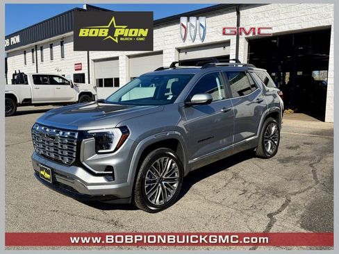 New 2026 GMC Terrain Denali w/ LPO, Black Badging Package AWD/4WD image 1