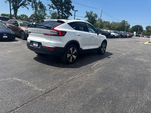 Used 2023 Volvo C40 Recharge Core AWD/4WD image 4