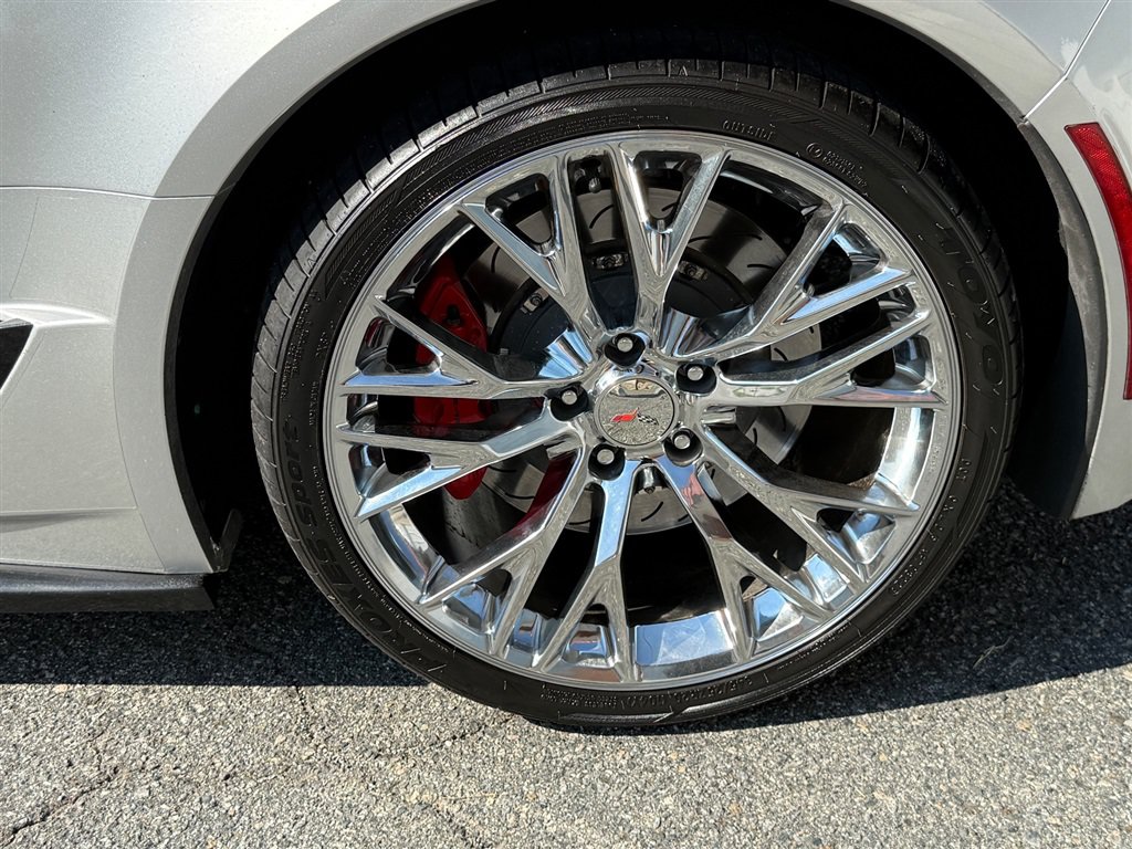 Used 2016 Chevrolet Corvette Z06 w/ 2LZ Preferred Equipment Group RWD image 23
