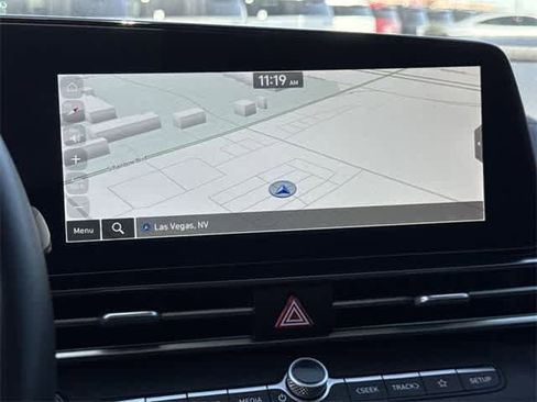 Used 2025 Hyundai Elantra Limited image 25