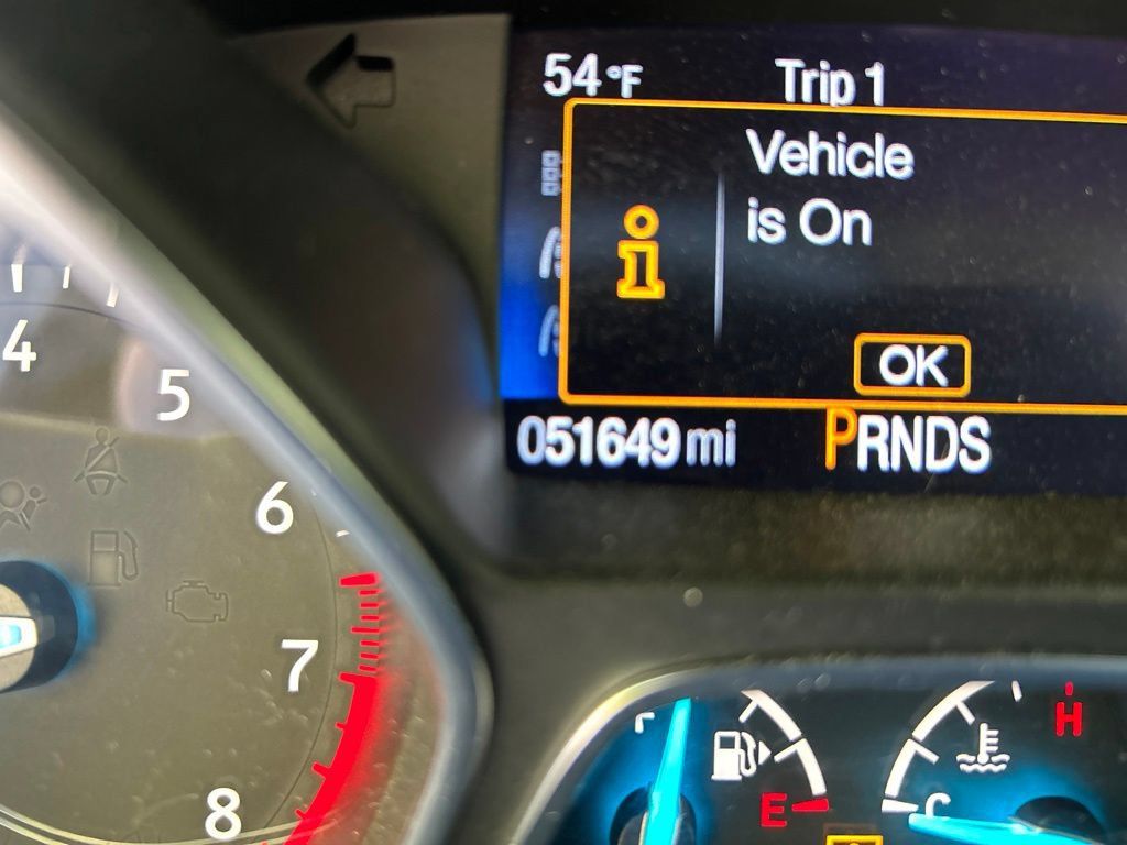 Used 2018 Ford Escape SEL AWD/4WD image 9