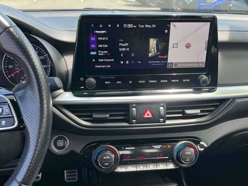 Used 2023 Kia Forte GT-Line w/ GT-Line Premium Package FWD image 17