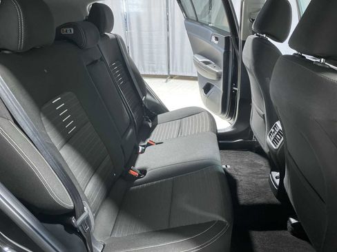 Used 2018 Kia Sportage LX w/ LX Technology Package image 13