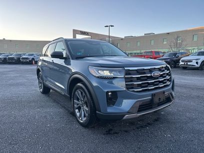 Used 2025 Ford Explorer Active w/ Active Comfort Package