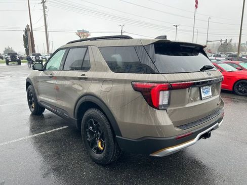 New 2026 Ford Explorer Tremor w/ Tremor Convenience Package image 4