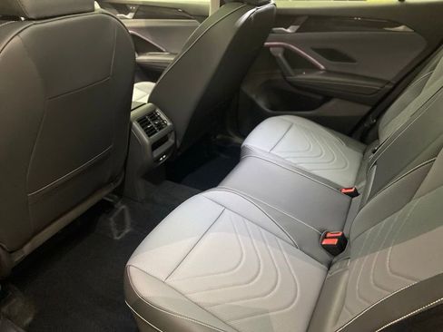 New 2026 Volkswagen Tiguan SE AWD/4WD image 5