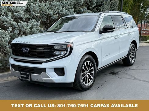 Used 2025 Ford Expedition Platinum AWD/4WD image 2