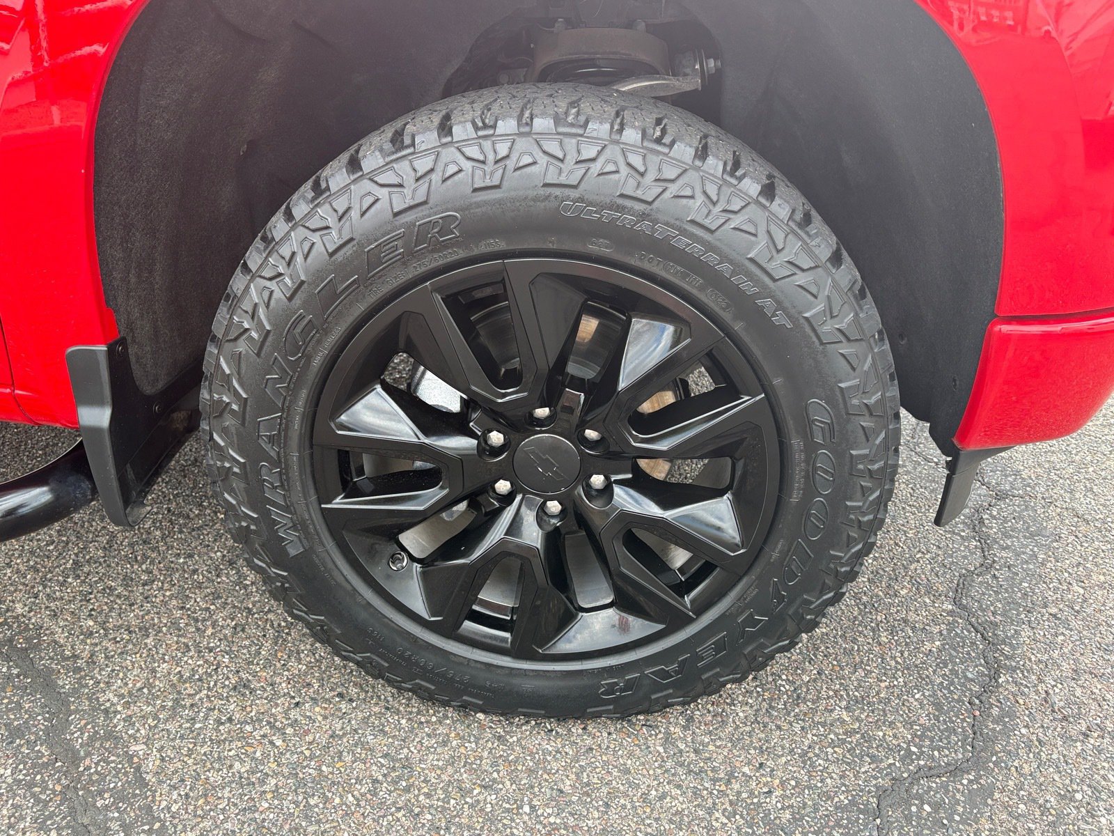 Used 2022 Chevrolet Silverado 1500 Custom RWD image 9
