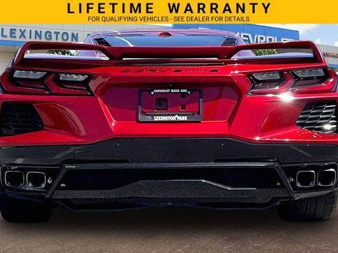 Used 2021 Chevrolet Corvette Stingray Premium Cpe w/ Z51 Performance Package RWD image 4