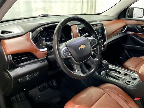 Used 2018 Chevrolet Traverse High Country AWD/4WD image 8
