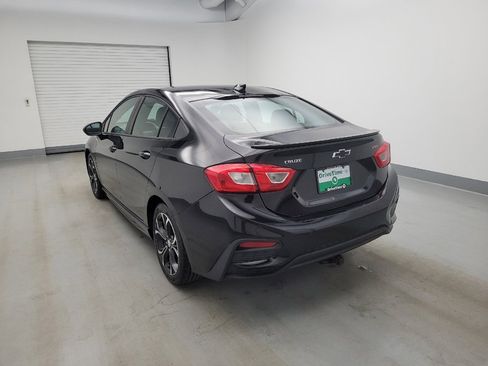 Used 2019 Chevrolet Cruze LT w/ Convenience Package FWD image 5