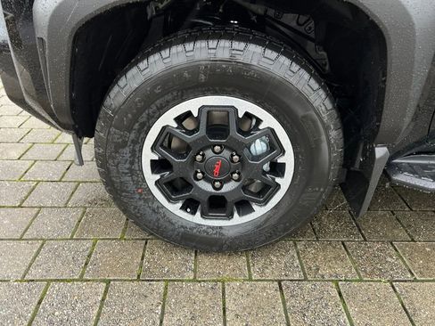 New 2026 Toyota 4Runner TRD Off-Road Premium image 11