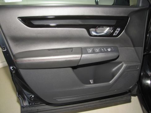Certified 2026 Honda CR-V Sport Touring image 10