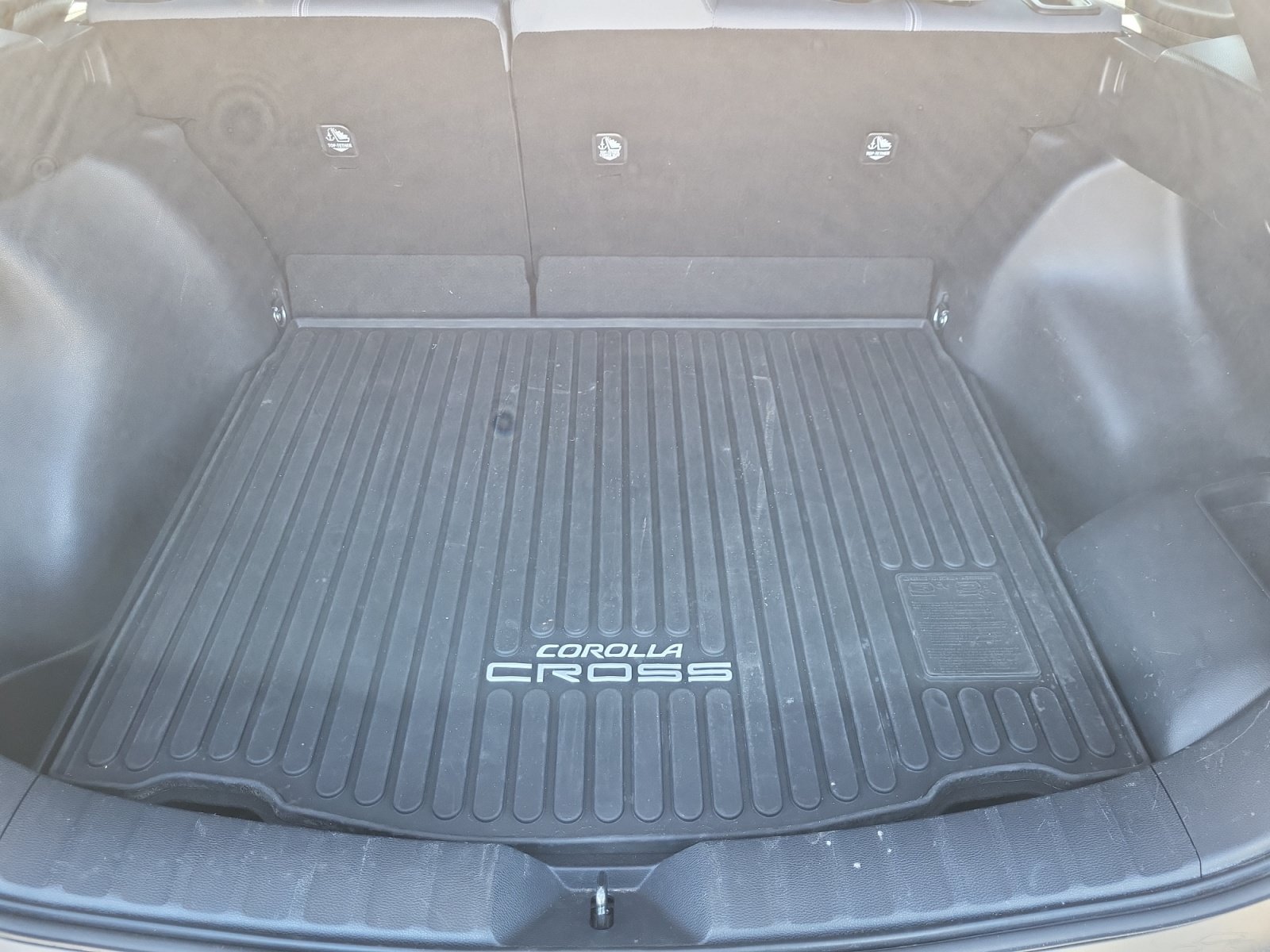 Used 2024 Toyota Corolla Cross AWD Hybrid image 11