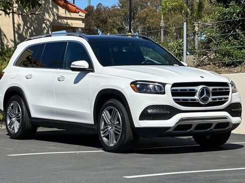 Used 2022 Mercedes-Benz GLS 450 4MATIC image 7