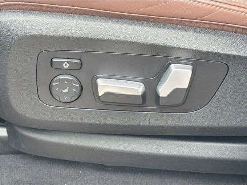 Used 2023 BMW X5 xDrive40i w/ Premium Package image 45