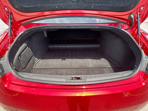 Used 2017 INFINITI Q60 Red Sport 400 RWD image 32
