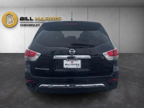 Used 2015 Nissan Pathfinder S image 5