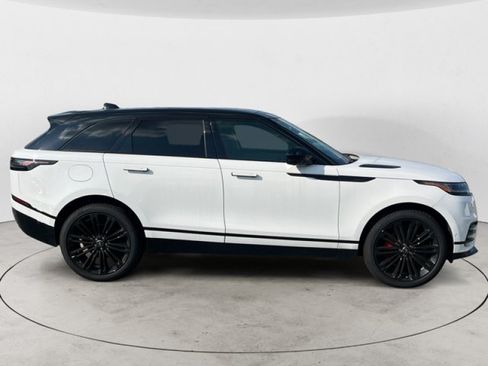 Used 2025 Land Rover Range Rover Velar Dynamic SE AWD/4WD image 3
